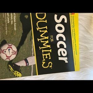 Soccer for Dummies, A great Reference on the Game